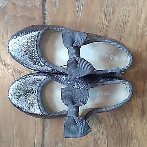 Old Navy sequin dress shoes Toddler 14
